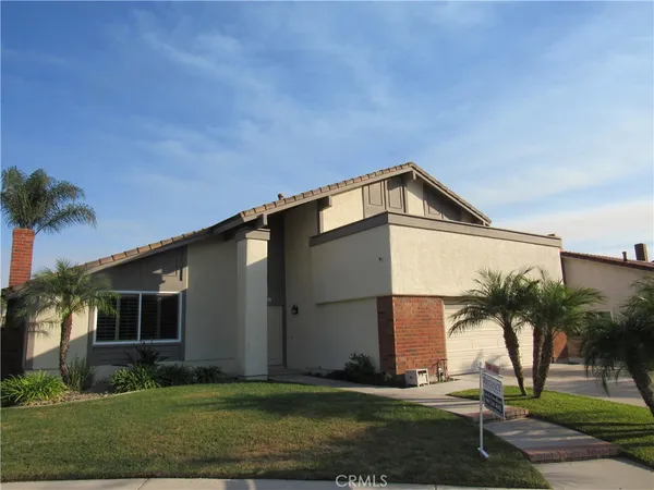 $5,950 | 23502 Vía Breve, Mission Viejo, CA 92691
