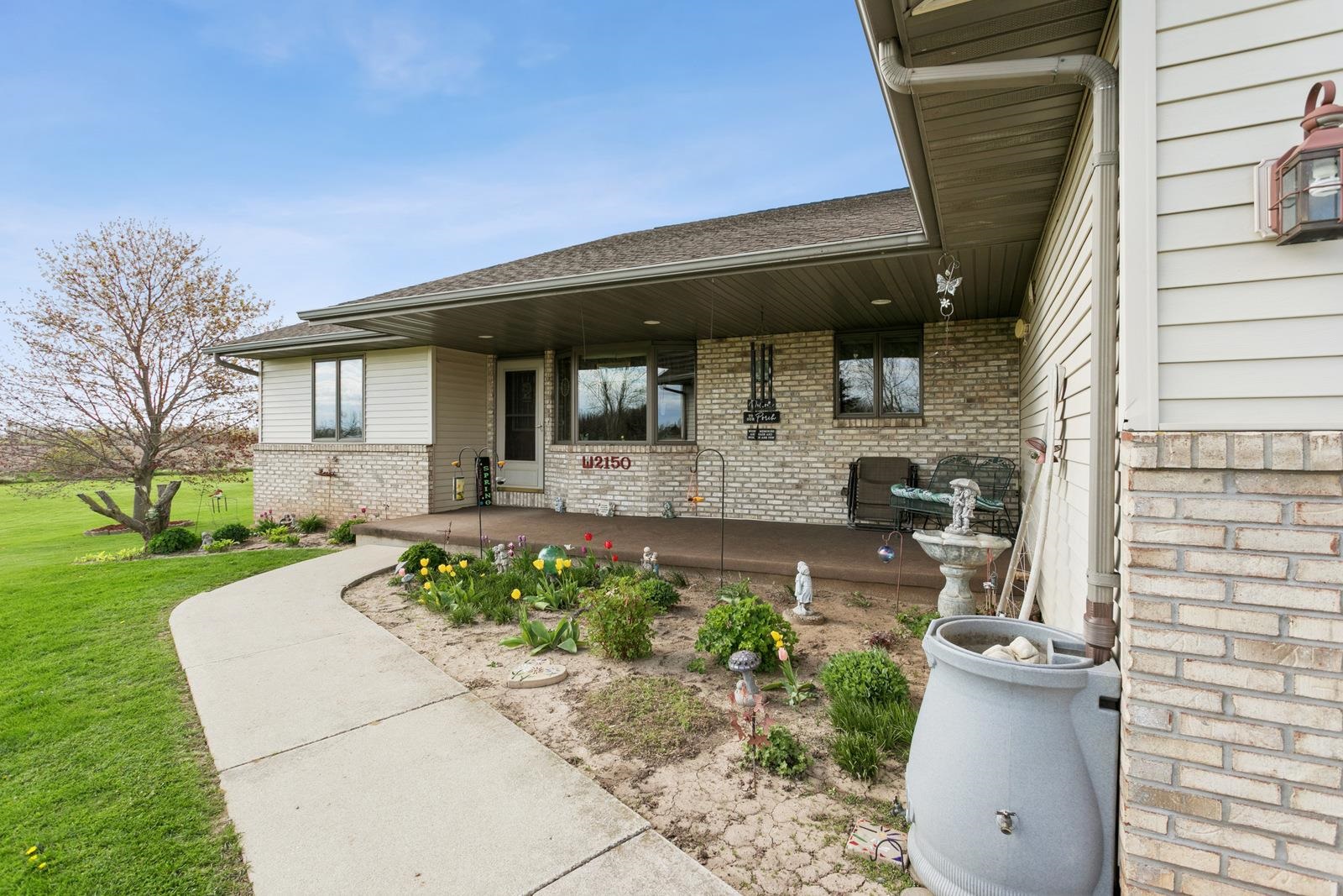 W2150 Crosstown Road Hilbert, WI 54129 - Photo 24 of 31 Gallery Image 24