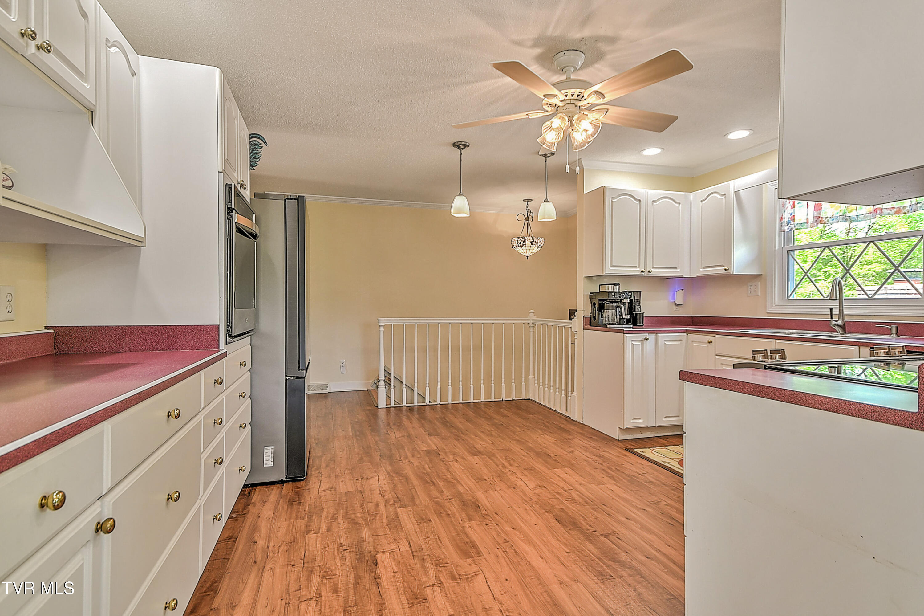 161 Judge Ben Allen Road Elizabethton, TN 37643 - Photo 20 of 88 161 Judge Ben Allen LC-15