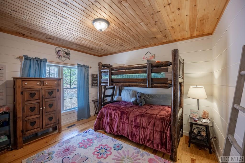 644 Tower Road Sapphire, NC 28774 - Photo 31 of 68 Gallery Image 31