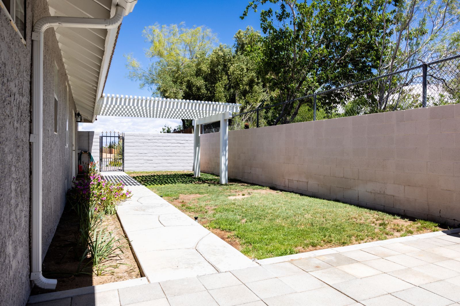201 West Kendall Avenue Ridgecrest, CA 93555 - Photo 41 of 50 Gallery Image 41