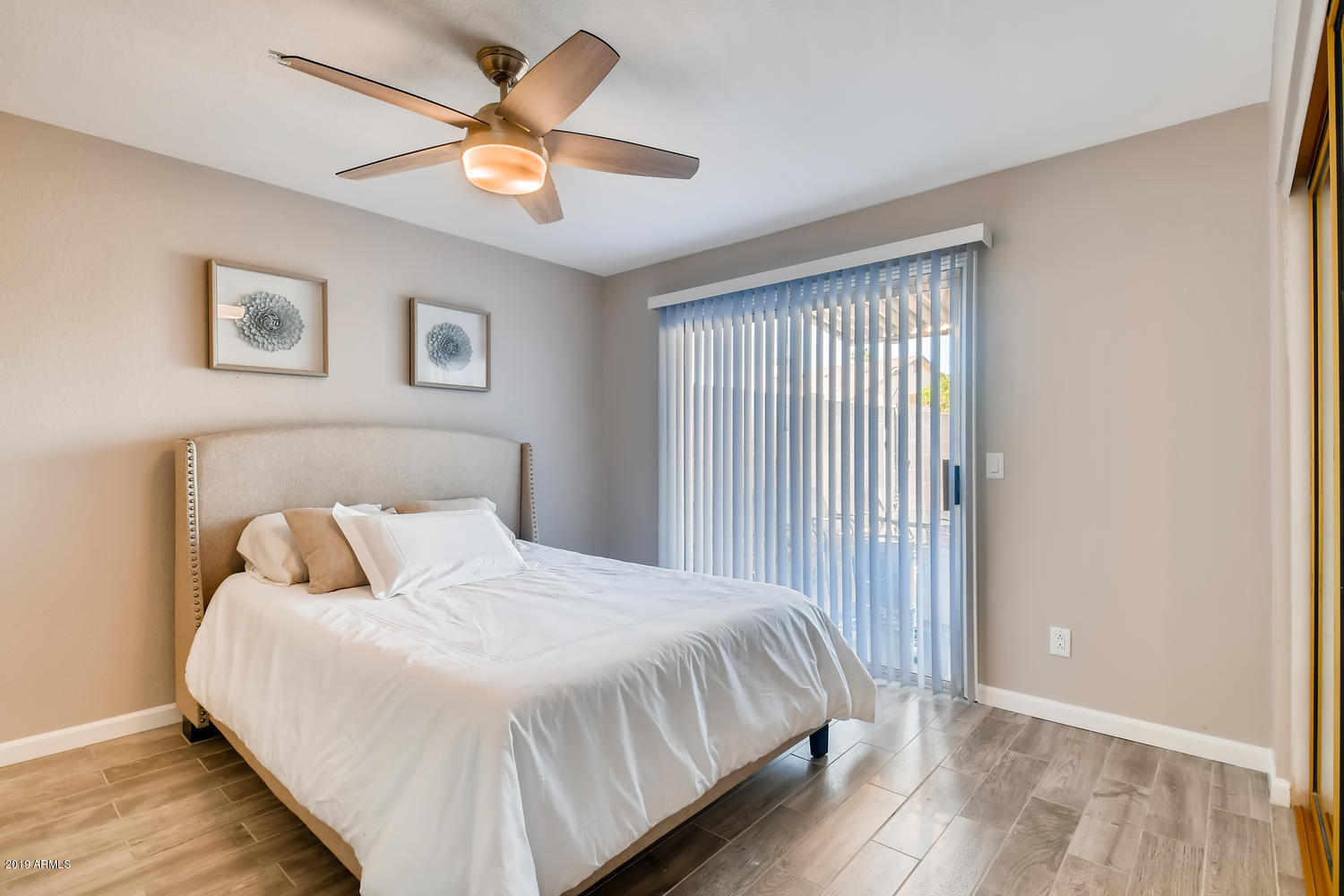 1764 East Carter Road Phoenix, AZ 85042 - Photo 5 of 10 1764 East Carter Road Phoenix-large-006-