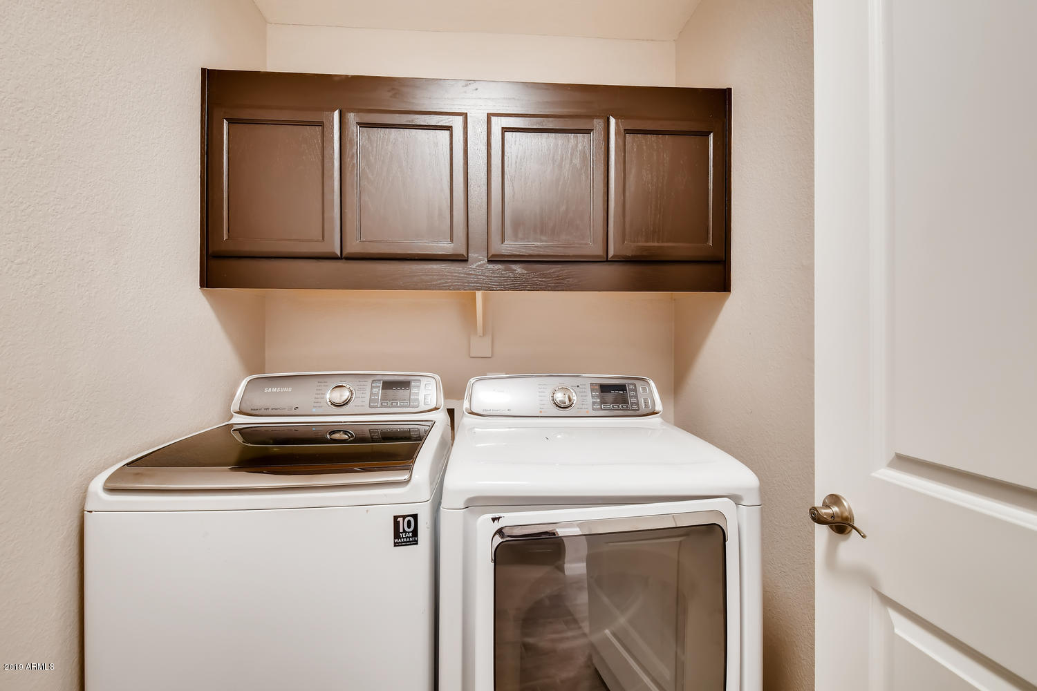 1764 East Carter Road Phoenix, AZ 85042 - Photo 8 of 10 1764 East Carter Road Phoenix-large-009-