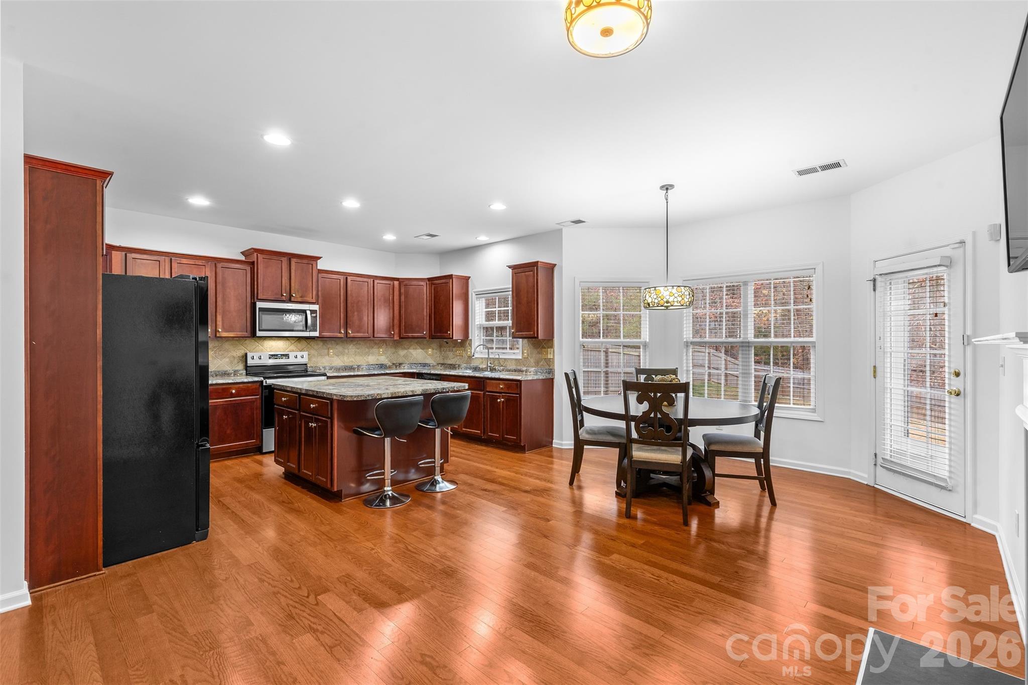 11919 Erwin Ridge Avenue Charlotte, NC 28213 - Photo 4 of 24