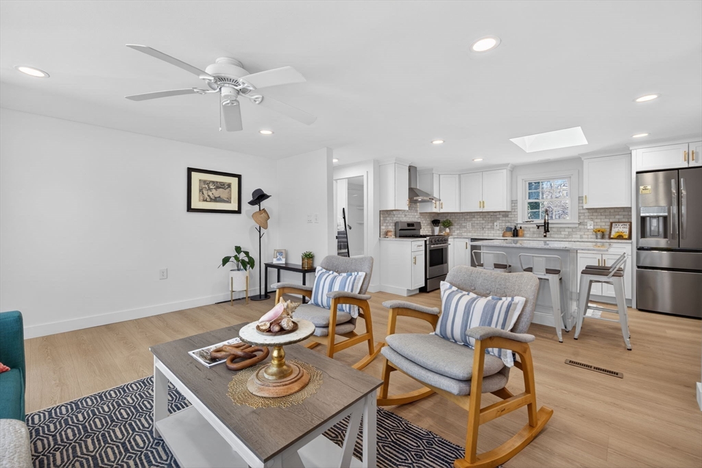 12 Spoonbill Road Dennis, MA 02670 - Photo 1 of 40