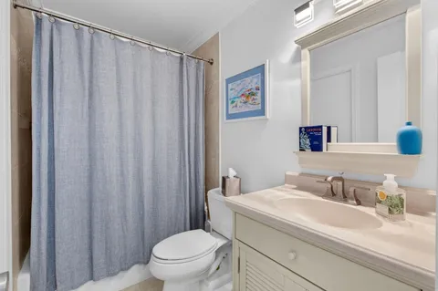 $399,900 | 4084 North Quail Ridge Drive, Unit B, Boynton Beach, FL 33436