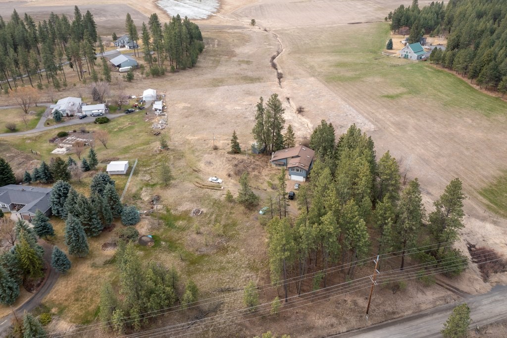 1413 West Gibbs Road Spokane, WA 99224 - Photo 7 of 41