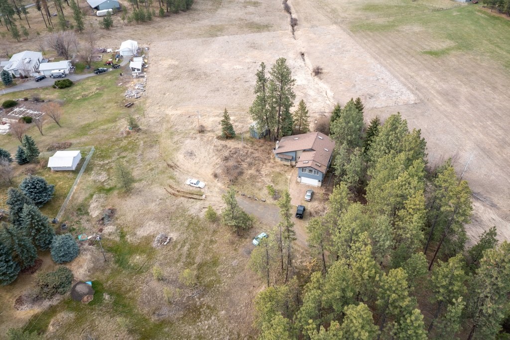 1413 West Gibbs Road Spokane, WA 99224 - Photo 9 of 41