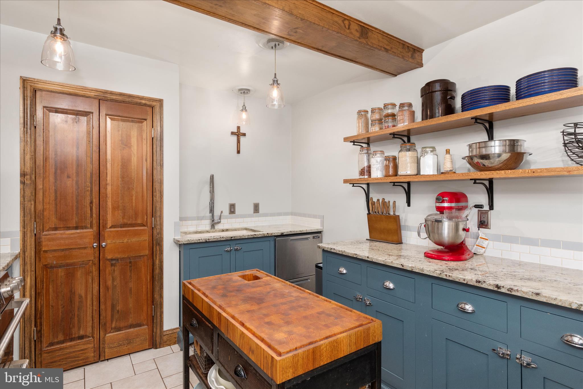 515 Old Fire Tower Road Capon Bridge, WV 26711 - Photo 16 of 117 Gourmet Kitchen