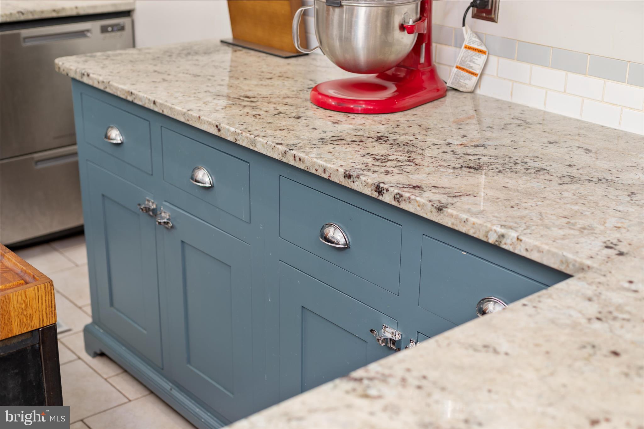 515 Old Fire Tower Road Capon Bridge, WV 26711 - Photo 20 of 117 Gourmet Kitchen Custom Cabinets and Granite