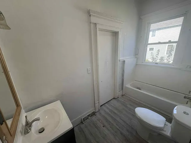 $115,999 | 1912 North 27th Street, Unit 1914, Milwaukee, WI 53208