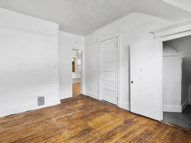 $115,999 | 1912 North 27th Street, Unit 1914, Milwaukee, WI 53208