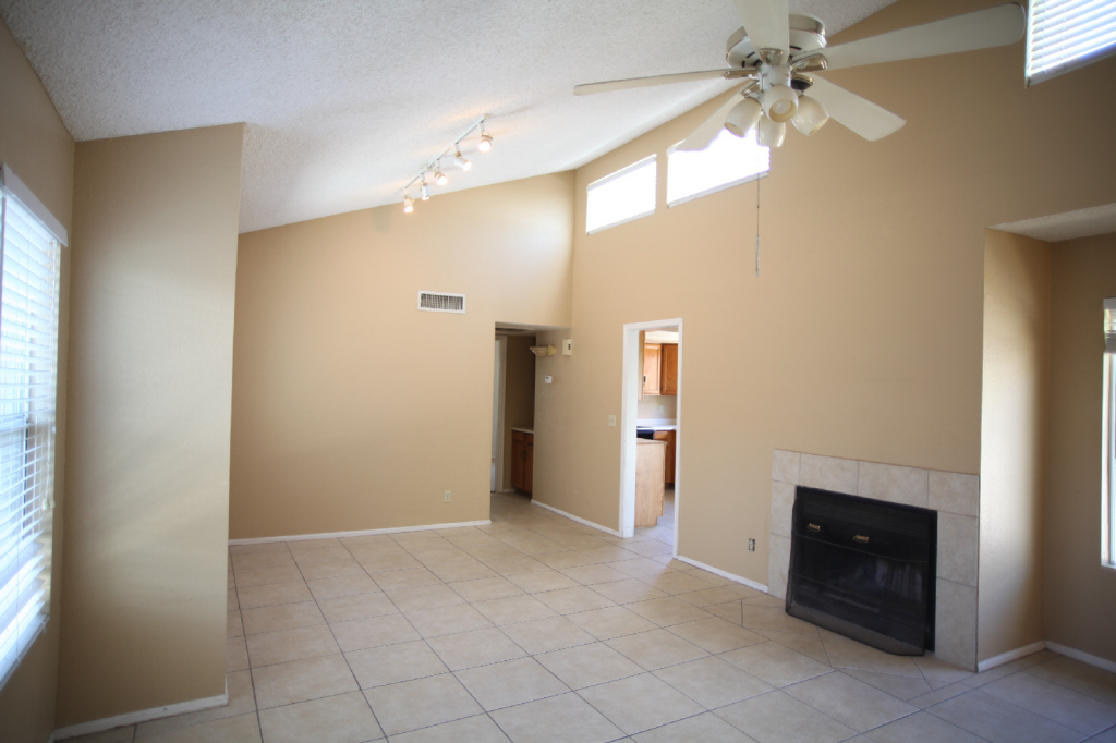 2834 South Ext Road, Unit 2110 Mesa, AZ 85210 - Photo 12 of 15 IMG_0636