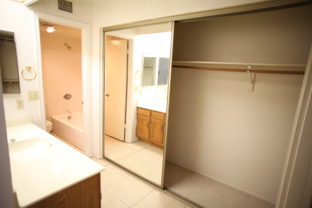 2834 South Ext Road, Unit 2110 Mesa, AZ 85210 - Photo 9 of 15 IMG_0630