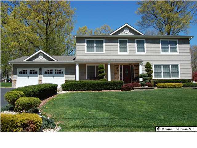 10 Mccue Road Morganville, NJ 07751 - Photo 1 of 3 Primary Photo