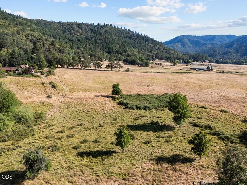 12974 East Evans Creek Road Rogue River, OR 97537 - Photo 24 of 29