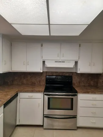 $3,200 | 1132 Southwest 3rd Street, Boca Raton, FL 33486