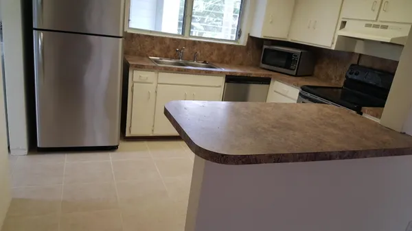 $3,200 | 1132 Southwest 3rd Street, Boca Raton, FL 33486