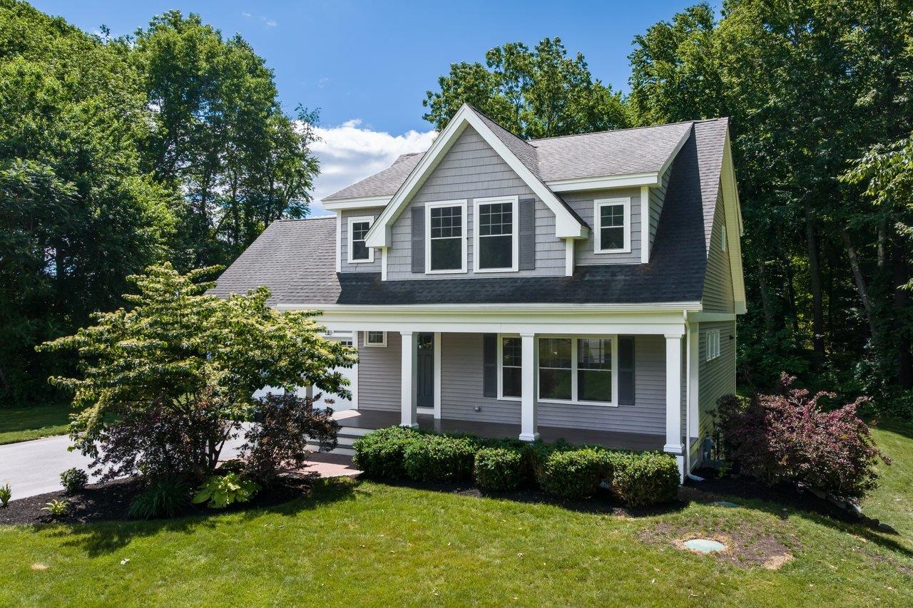 52 Tansy Avenue Stratham, NH 03885 - Photo 3 of 40
