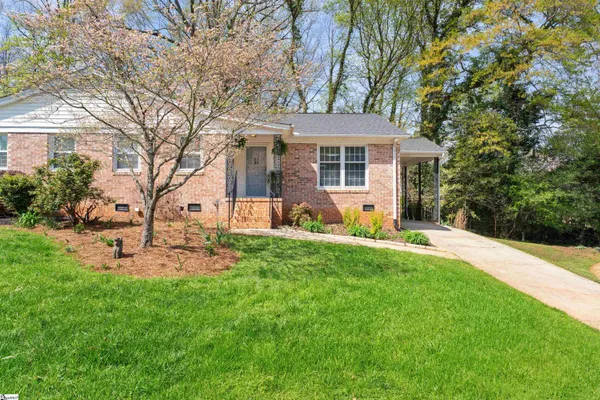 $219,999 | 24 12 Oaks Terrace, Greenville, SC 29615