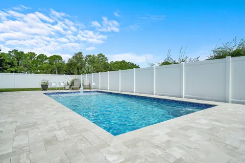 $1,400,000 | 6681 140th Lane North, Palm Beach Gardens, FL 33418