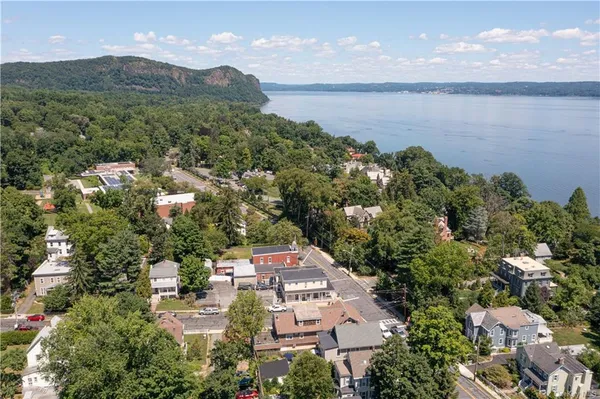 $1,525,000 | 326 North Broadway, Nyack, NY 10960
