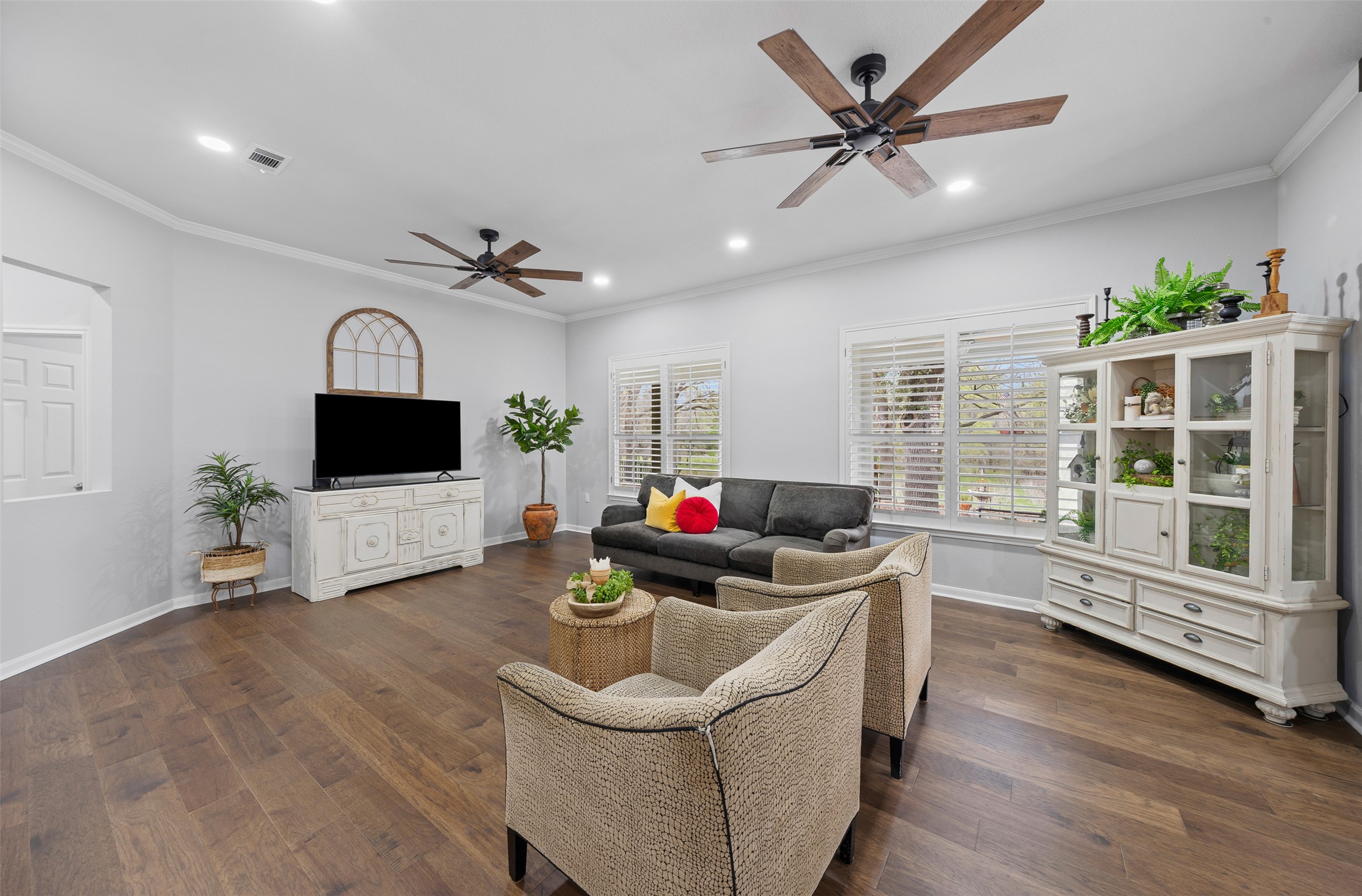 144 Stetson Trail Georgetown, TX 78633 - Photo 8 of 39 a living room with furniture and a flat screen tv