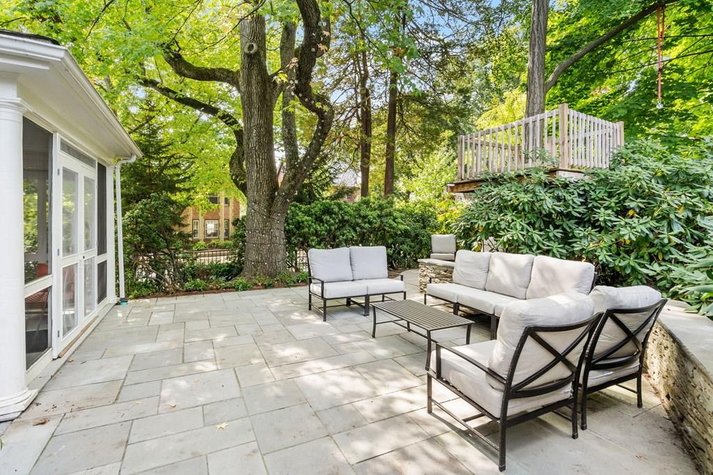 87 Gardner Road Brookline, MA 02445 - Photo 8 of 25