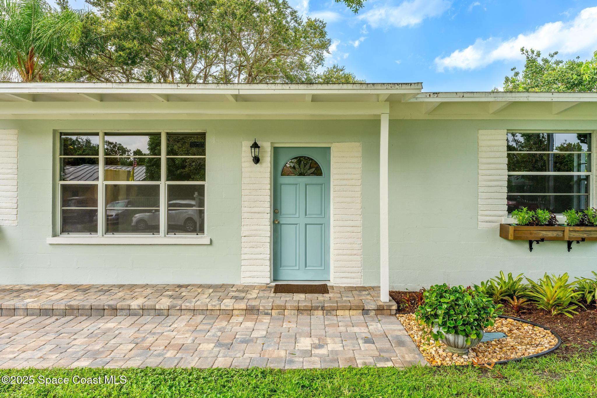 1644 Old Colonial Way Melbourne, FL 32935 - Photo 3 of 34 DSC05067