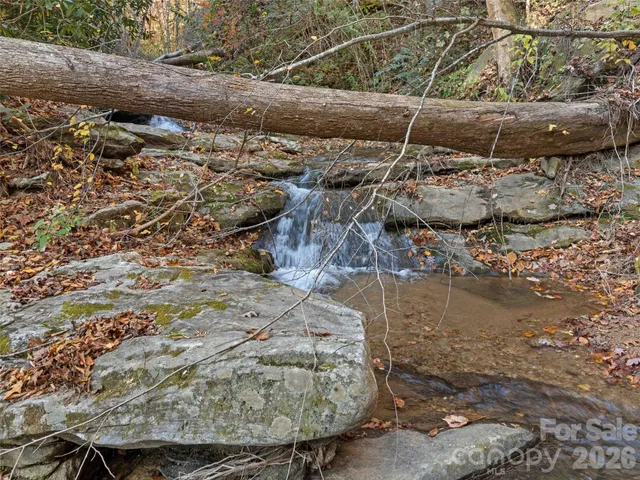 $425,000 | 65 Charleston Harbor Drive, Saluda, NC 28773