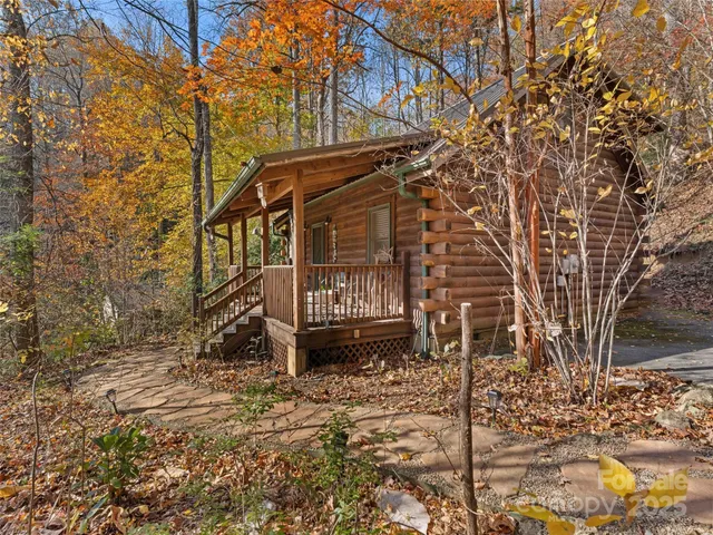 $425,000 | 65 Charleston Harbor Drive, Saluda, NC 28773