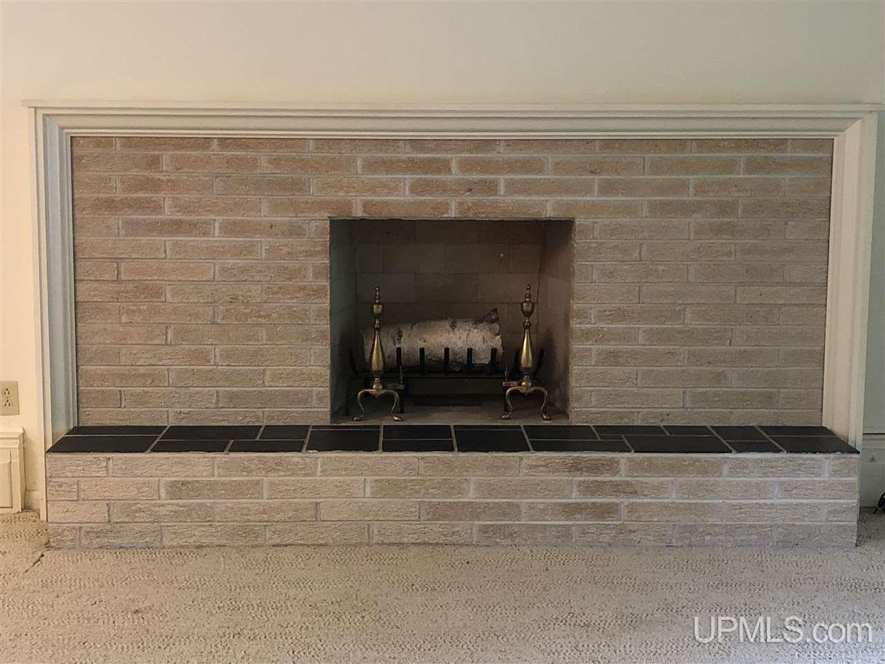 1004 Allouez Road Marquette, MI 49855 - Photo 6 of 40 Gallery Image 6