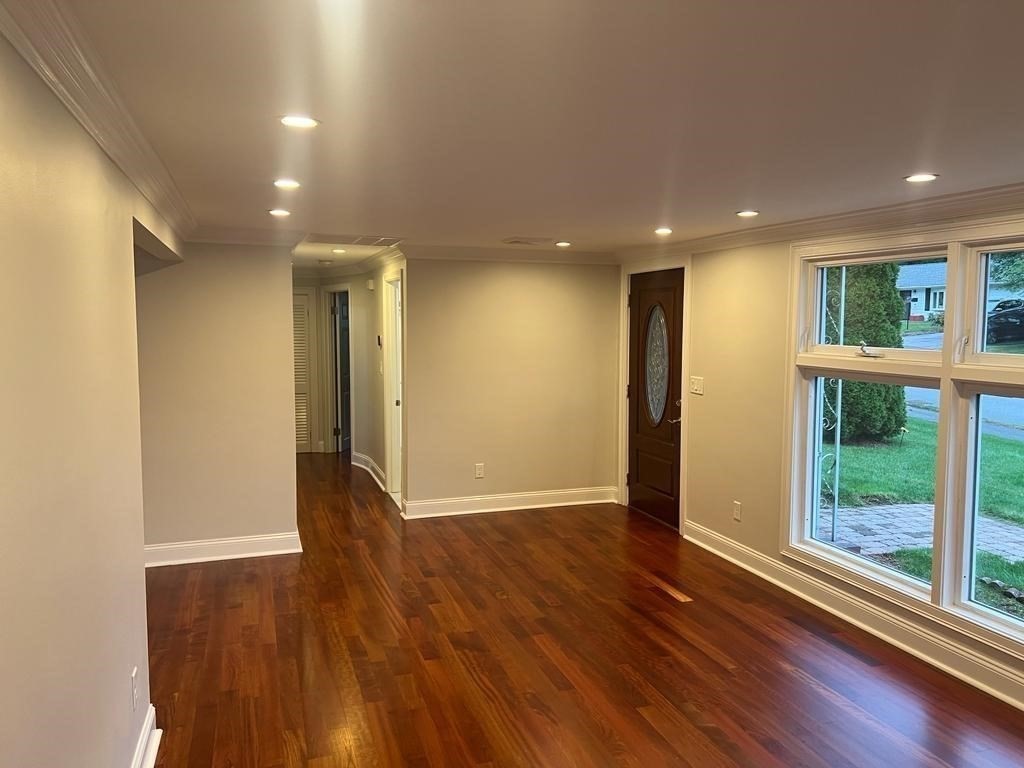 5 Brookdale Road Natick, MA 01760 - Photo 9 of 36 Gallery Image 9