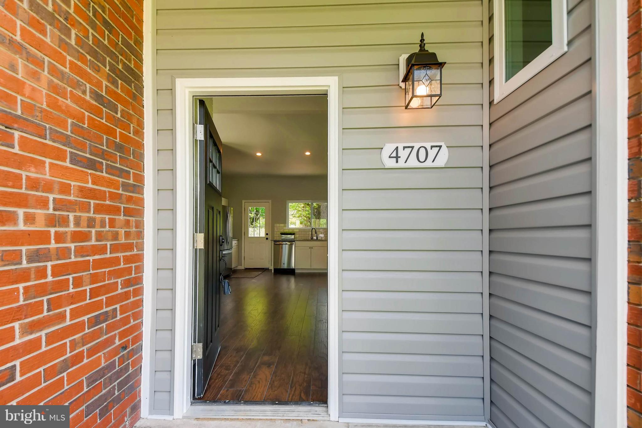 4707 Maryknoll Road Baltimore, MD 21208 - Photo 4 of 29 Inviting entry