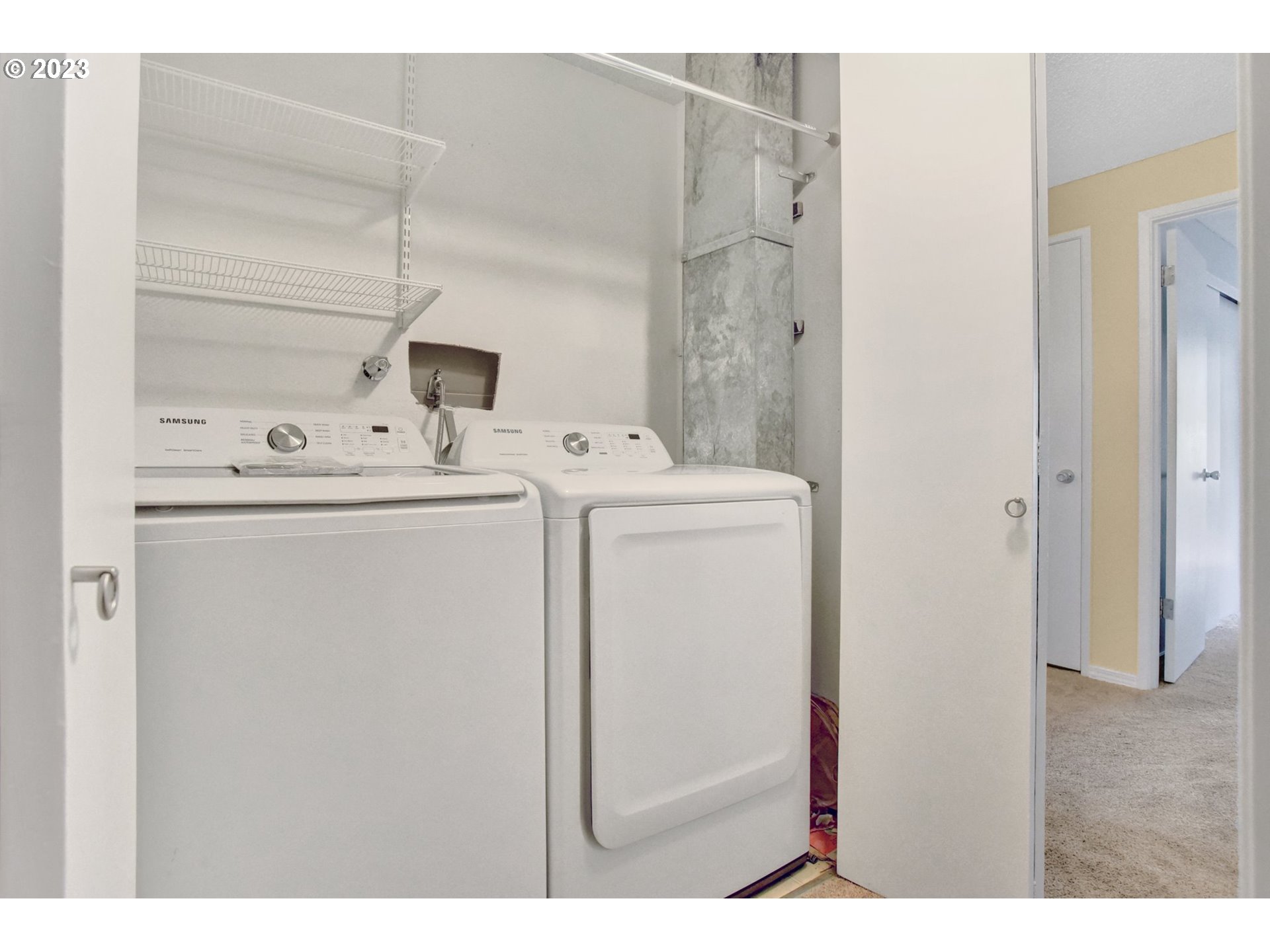 6160 Southwest Heights Lane Beaverton, OR 97007 - Photo 31 of 40 a utility room with dryer and washer