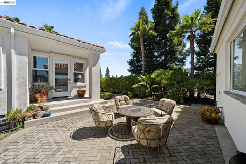 $5,750,000 | 27 Eagle Ridge Lane, Danville, CA 94506