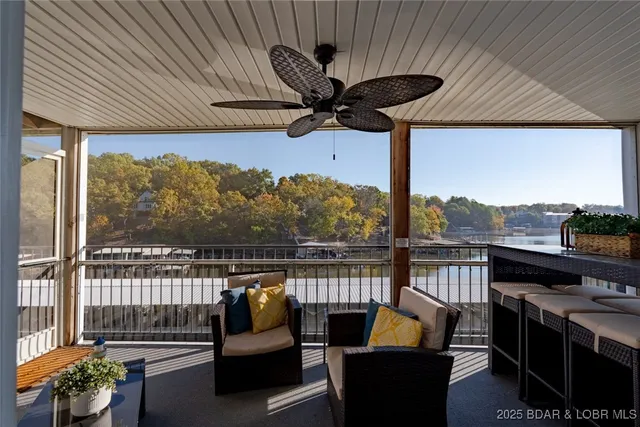 $225,000 | 40 Lighthouse Road, Unit 2102, Lake Ozark, MO 65049
