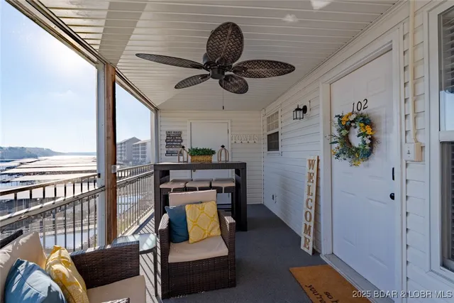 $225,000 | 40 Lighthouse Road, Unit 2102, Lake Ozark, MO 65049