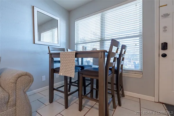 $225,000 | 40 Lighthouse Road, Unit 2102, Lake Ozark, MO 65049