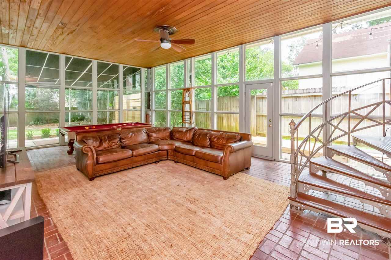 12 South Street Mobile, AL 36606 - Photo 11 of 26