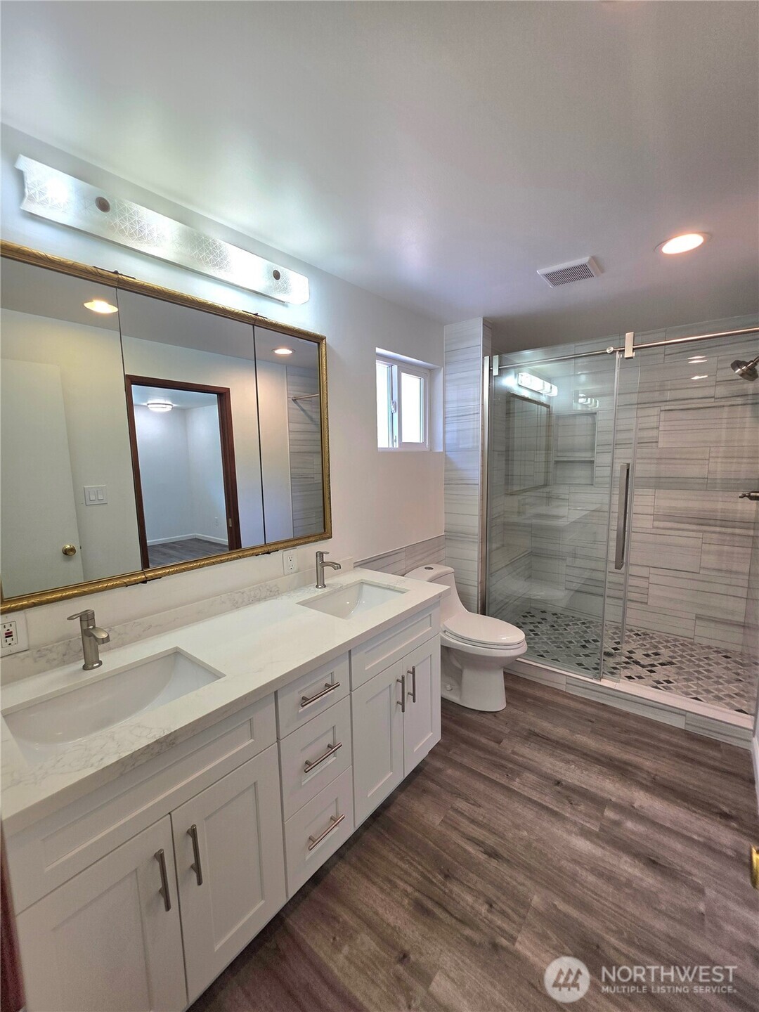 7111 Meadowdale Beach Road Edmonds, WA 98026 - Photo 7 of 15