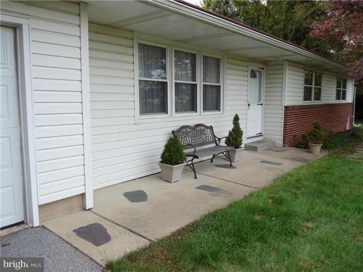 109 Crozerville Road Aston, PA 19014 - Photo 2 of 19 Exterior Front