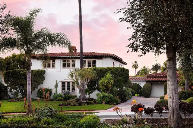 $3,450,000 | 212 West Avenida Valencia, San Clemente, CA 92672