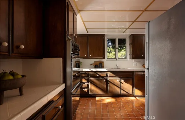 $3,450,000 | 212 West Avenida Valencia, San Clemente, CA 92672