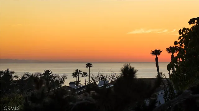 $3,450,000 | 212 West Avenida Valencia, San Clemente, CA 92672