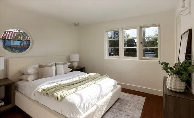 $3,450,000 | 212 West Avenida Valencia, San Clemente, CA 92672