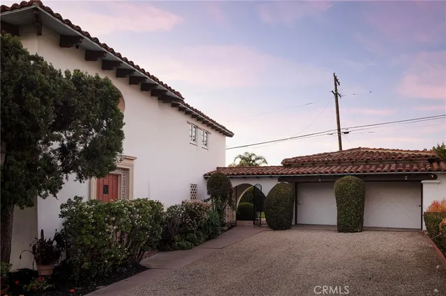 $3,450,000 | 212 West Avenida Valencia, San Clemente, CA 92672