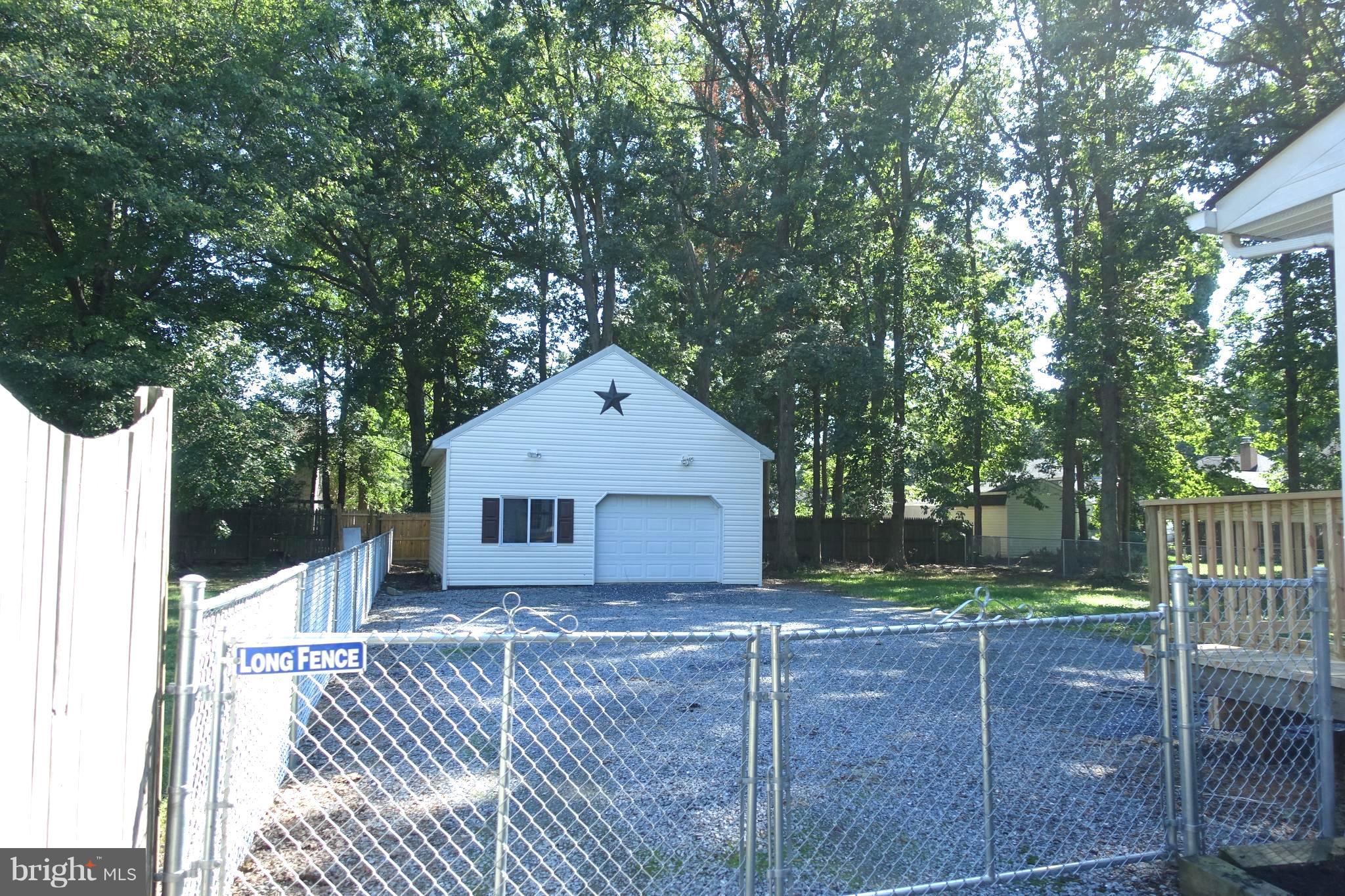 702 Old Love Point Road Stevensville, MD 21666 - Photo 4 of 41 Exterior (General)