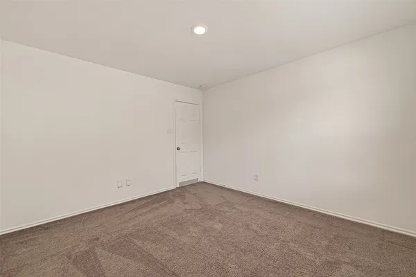 $269,900 | 1308 Winding Willow Drive, Pinehurst, TX 77362