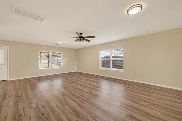 $269,900 | 1308 Winding Willow Drive, Pinehurst, TX 77362